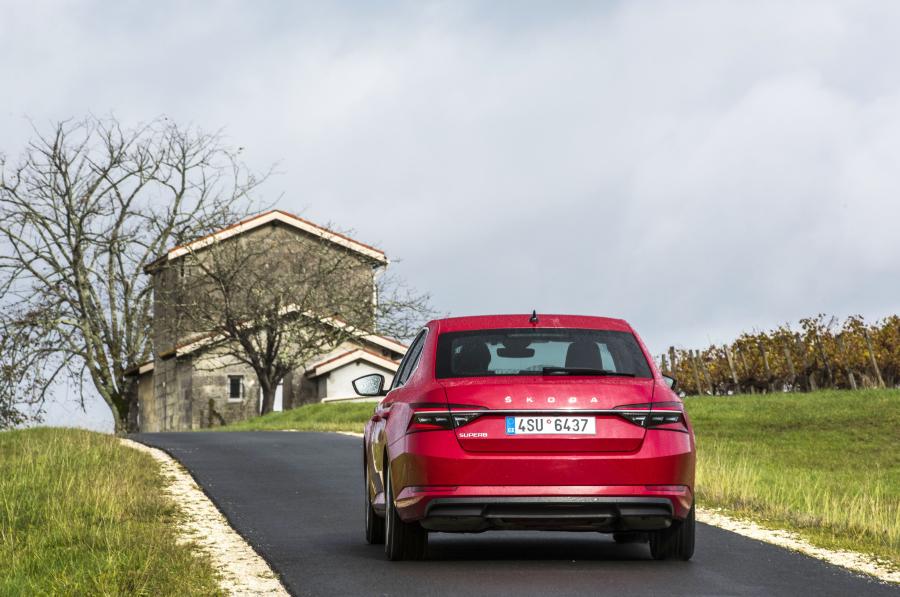  Skoda Superb (3V) 2019 года  (WW) (фото 18 из 23)